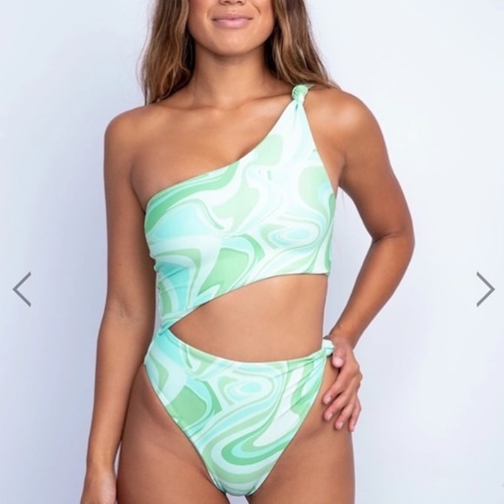 SKATIE Nicole one piece